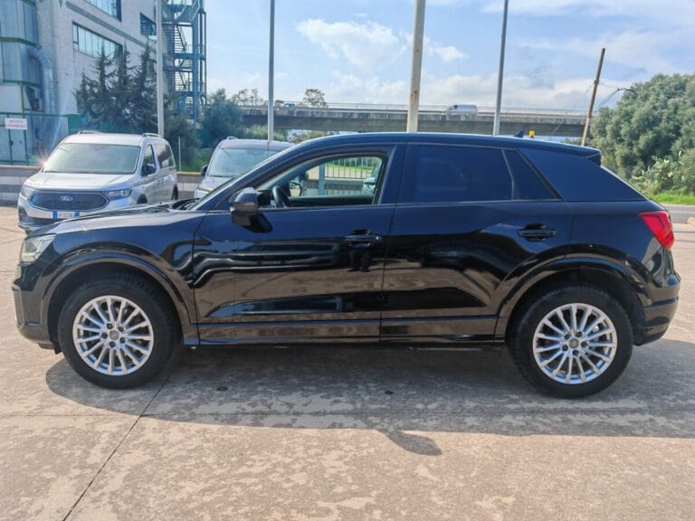 AUDI Q2 NERA USATO OLBIA LATO SX