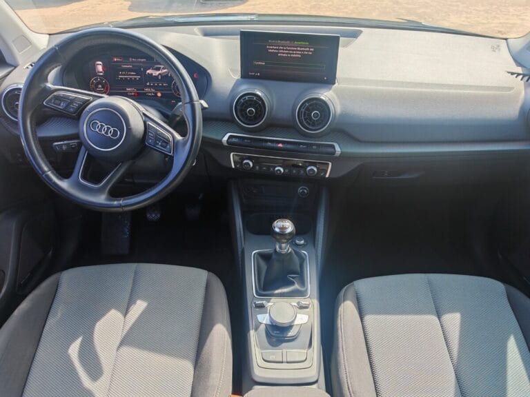 AUDI Q2 NERA USATO OLBIA VISTA ANTERIORE