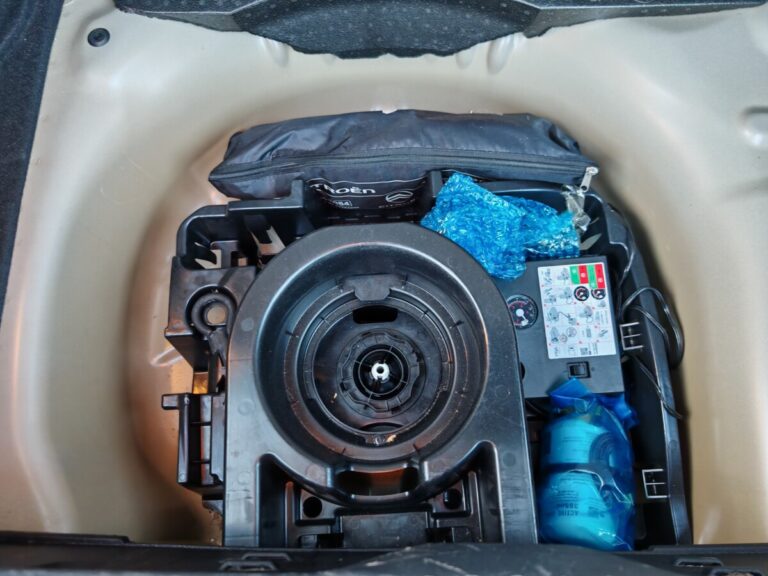 CITROEN C3 GRIGIA GT289NY USATO OLBIA (8)