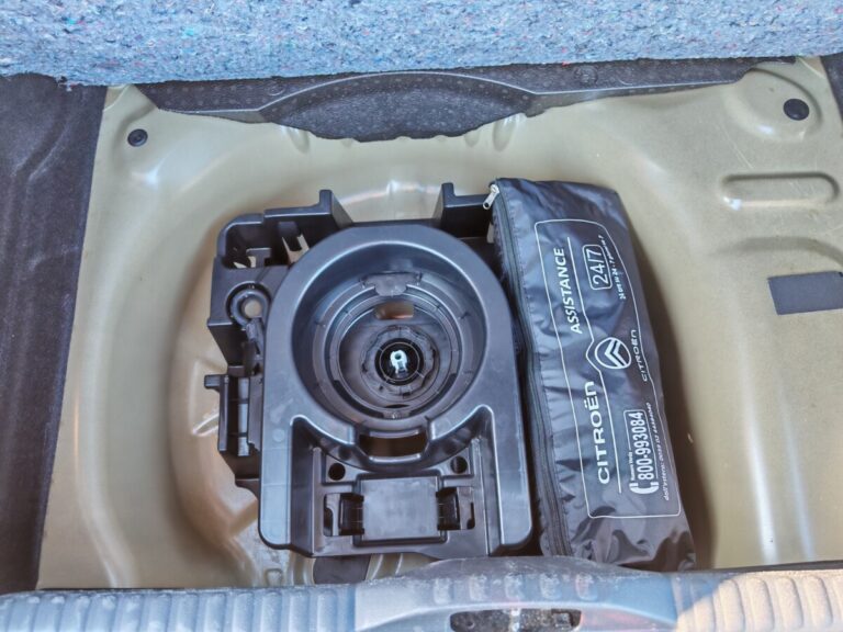 CITROEN C3 GT995YN USATO OLBIA (15)