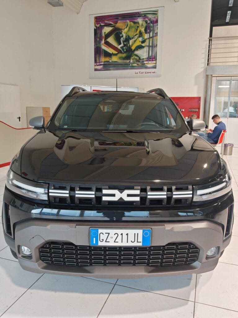 DACIA DUSTER USATO OLBIA FRONTE ALTO