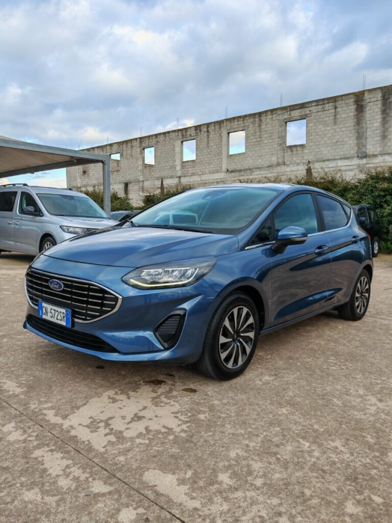 FORD FIESTA TITANIUM GN572SR USATO OLBIA