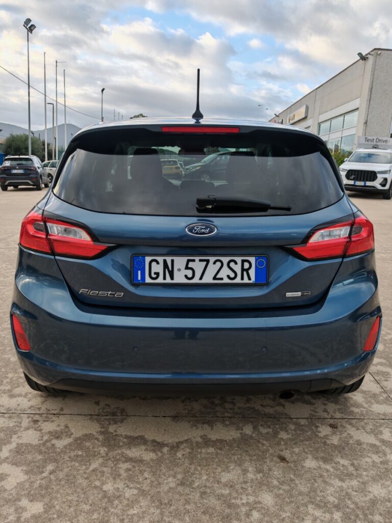 FORD FIESTA TITANIUM GN572SR USATO OLBIA (7)
