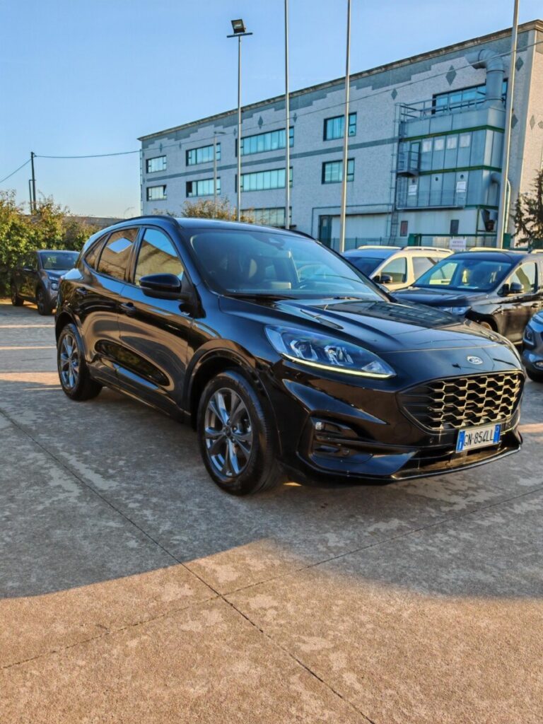 FORD KUGA AUTOMATICA NERA GN854LL USATO OLBIA (11)