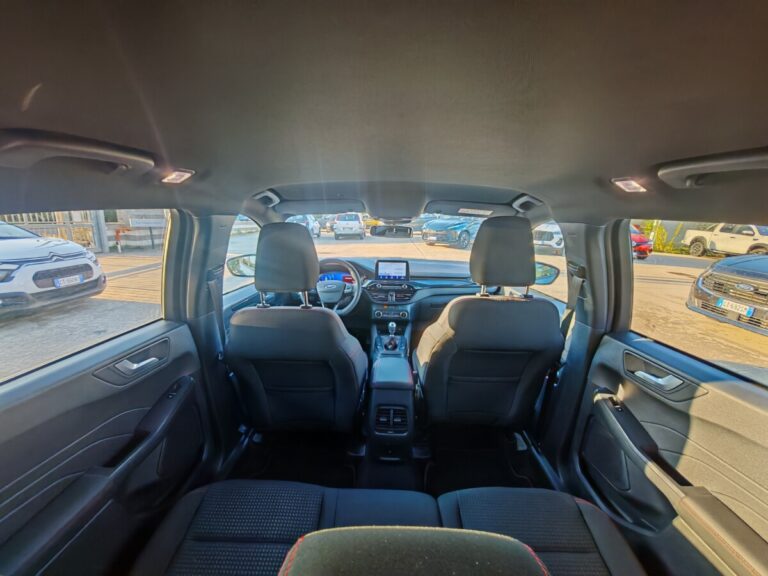 FORD KUGA BENZINA GN424DE USATO OLBIA (15)