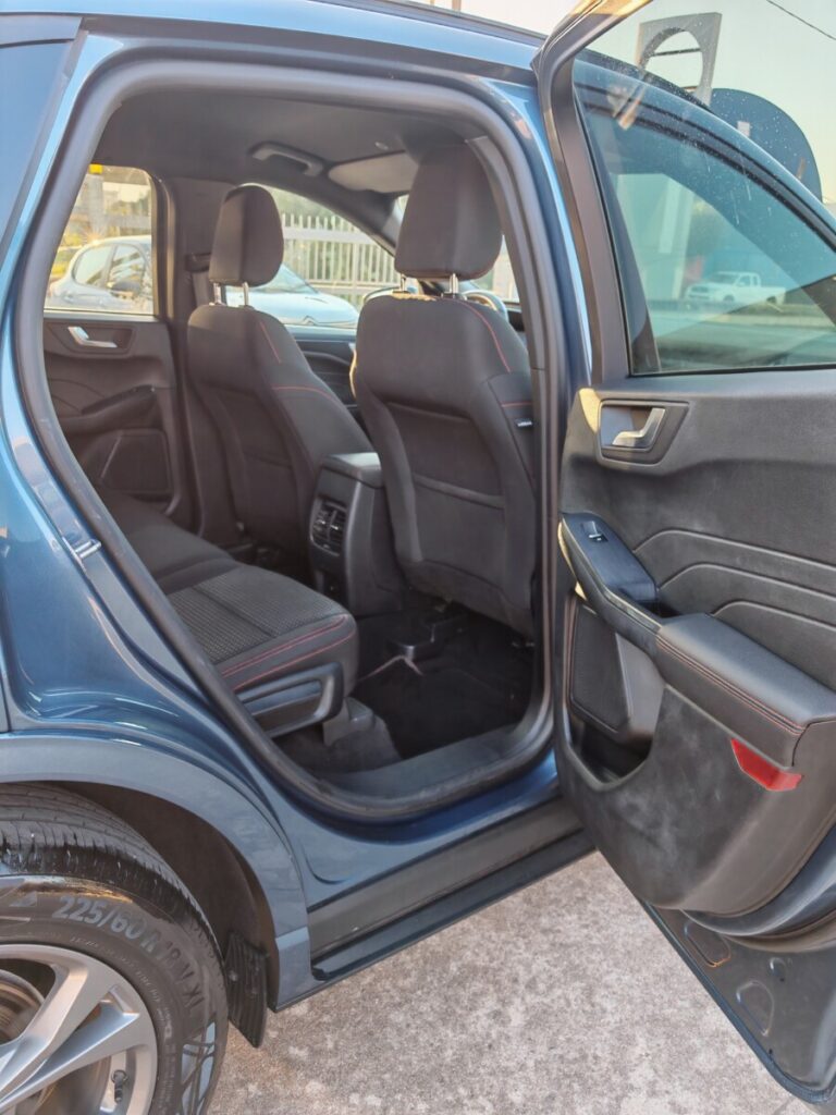 FORD KUGA BENZINA GN424DE USATO OLBIA (17)