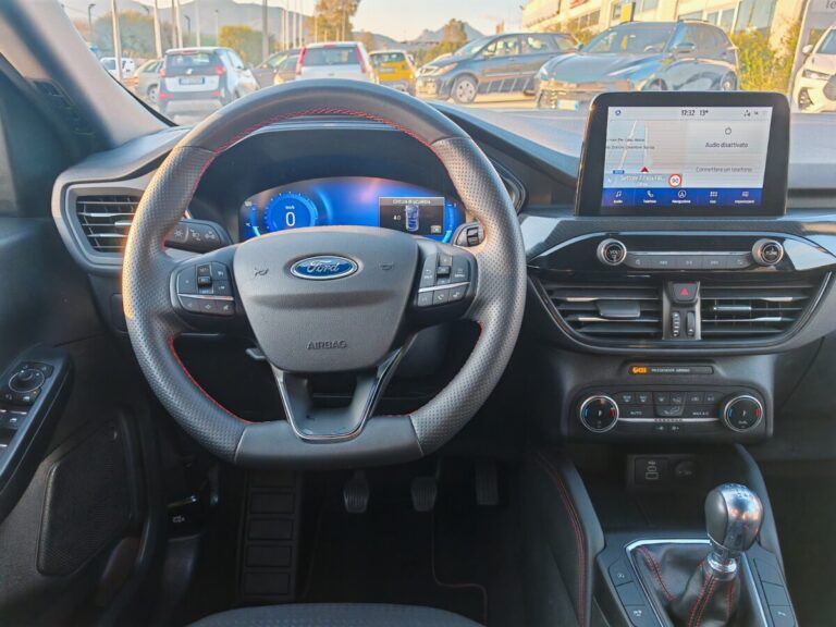 FORD KUGA BENZINA GN424DE USATO OLBIA (21)