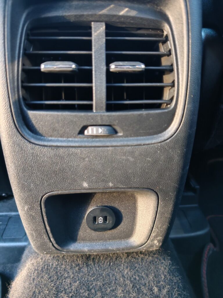 FORD KUGA BENZINA GN424DE USATO OLBIA (24)