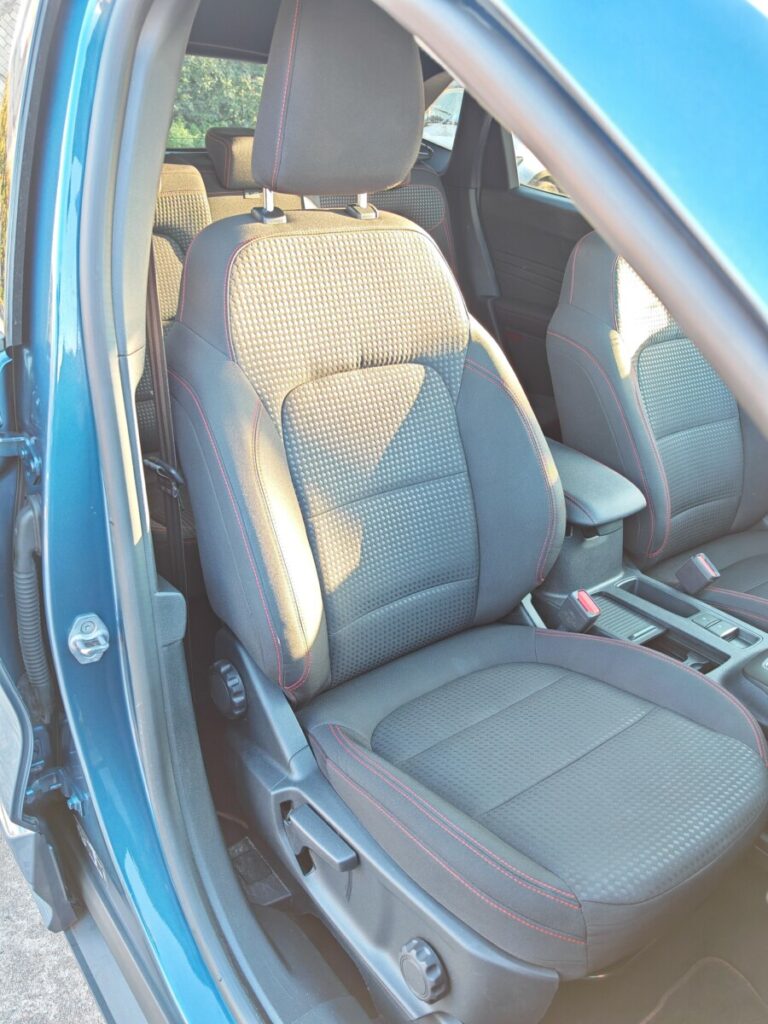 FORD KUGA BENZINA GN424DE USATO OLBIA (26)