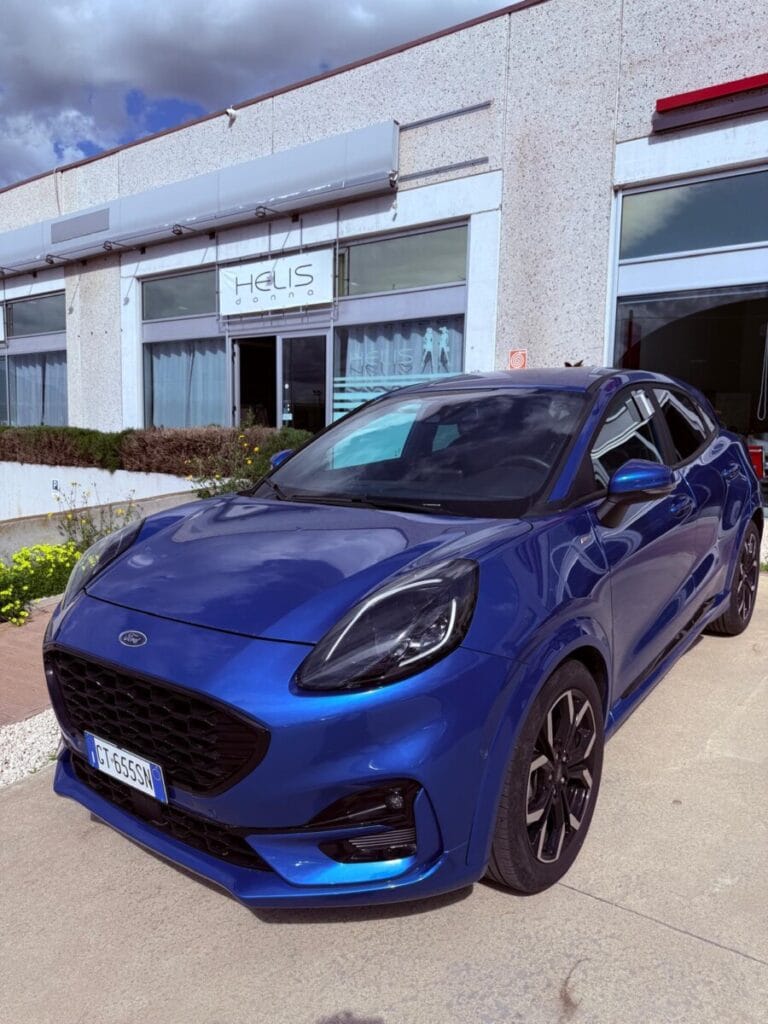 FORD PUMA BLU AUTOMATICA USATO OLBIA FRONT ANT