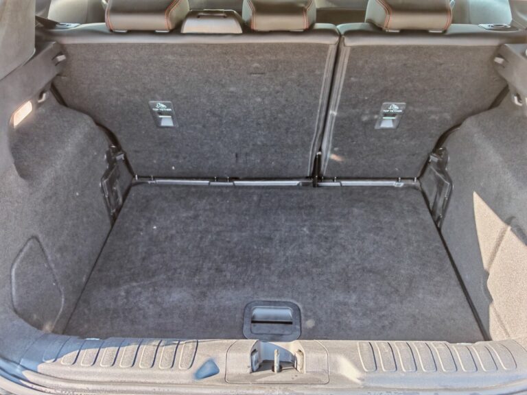 FORD PUMA ST_LINE NERA GT896SR USATO OLBIA (10)