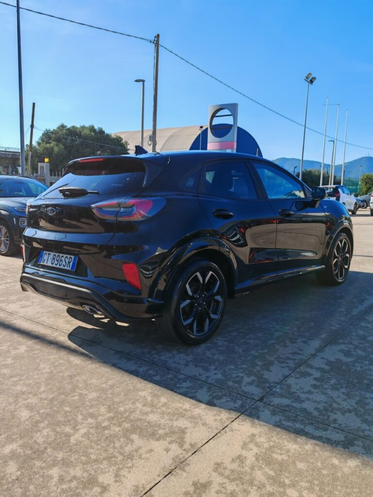FORD PUMA ST_LINE NERA GT896SR USATO OLBIA (13)