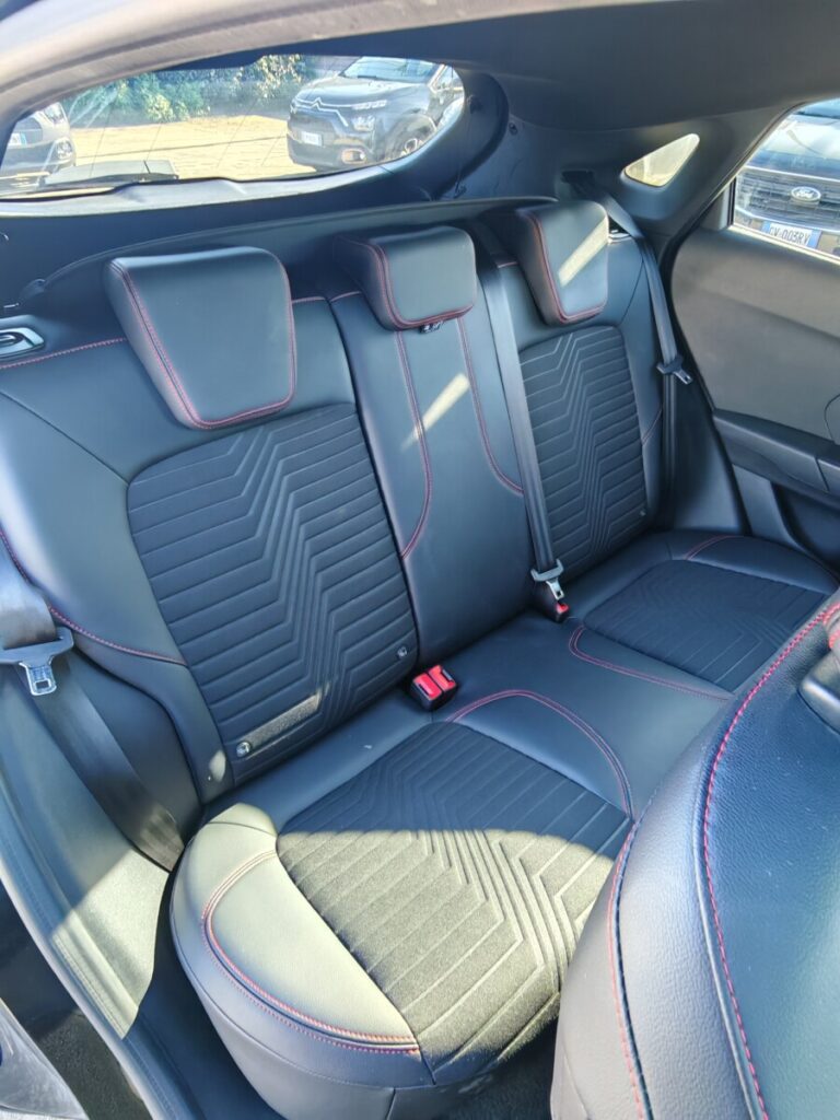 FORD PUMA ST_LINE NERA GT896SR USATO OLBIA (16)