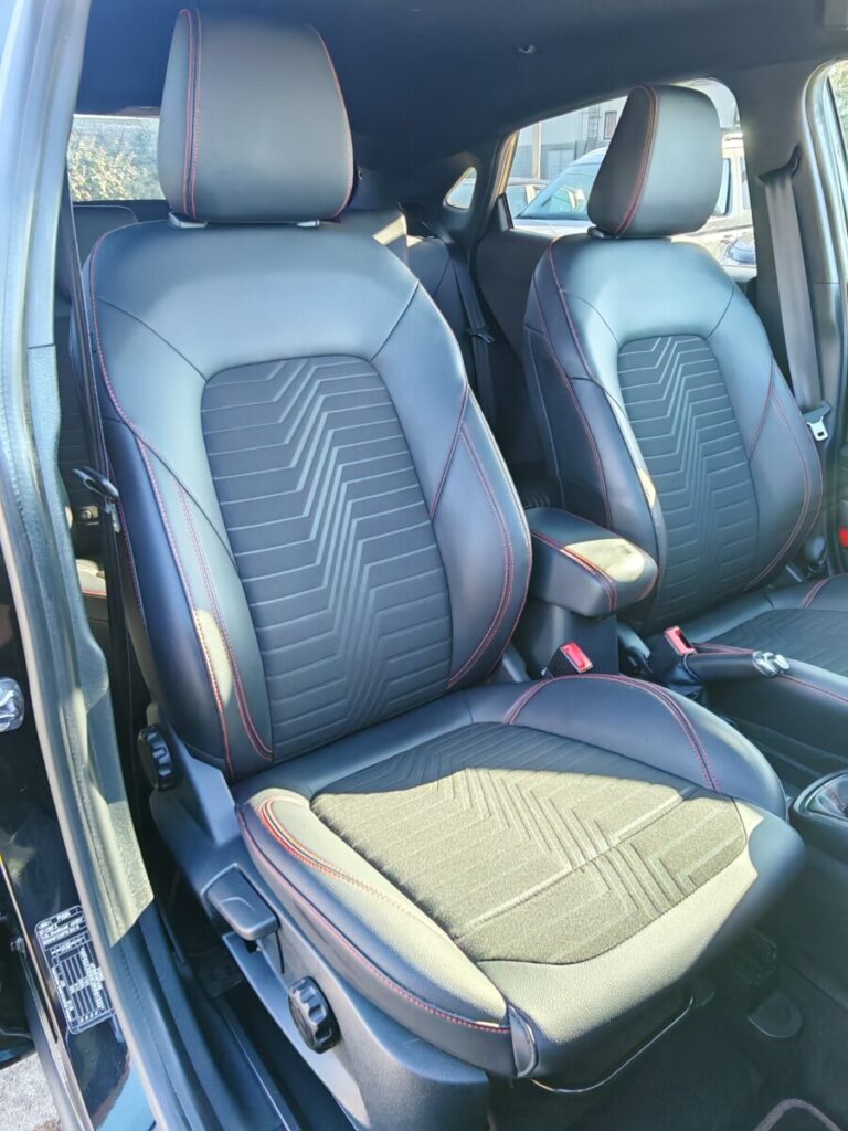 FORD PUMA ST_LINE NERA GT896SR USATO OLBIA (17)