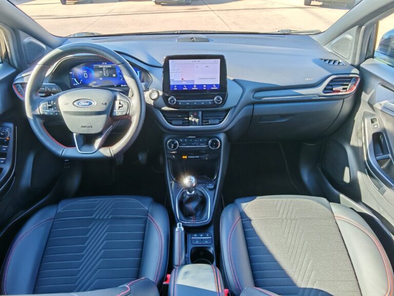 FORD PUMA ST_LINE NERA GT896SR USATO OLBIA (18)