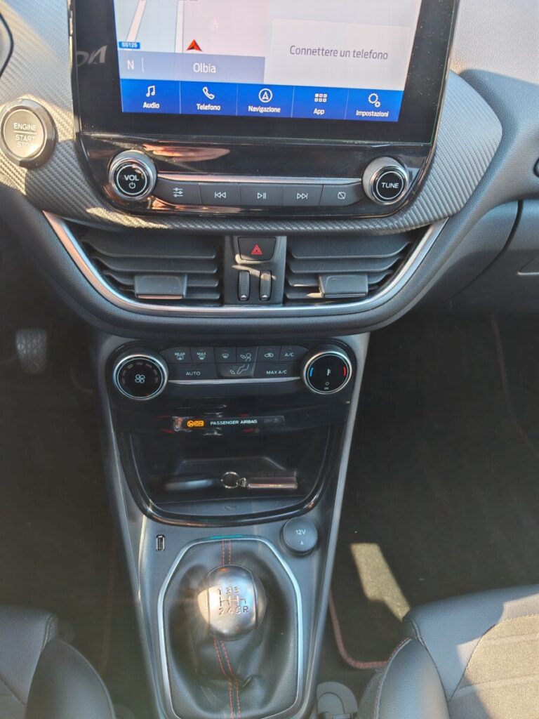 FORD PUMA ST_LINE NERA GT896SR USATO OLBIA (23)