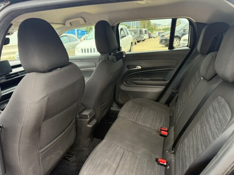 JEEP AVENGER LONGITUDE NERO VENDITA OLBIA (13)