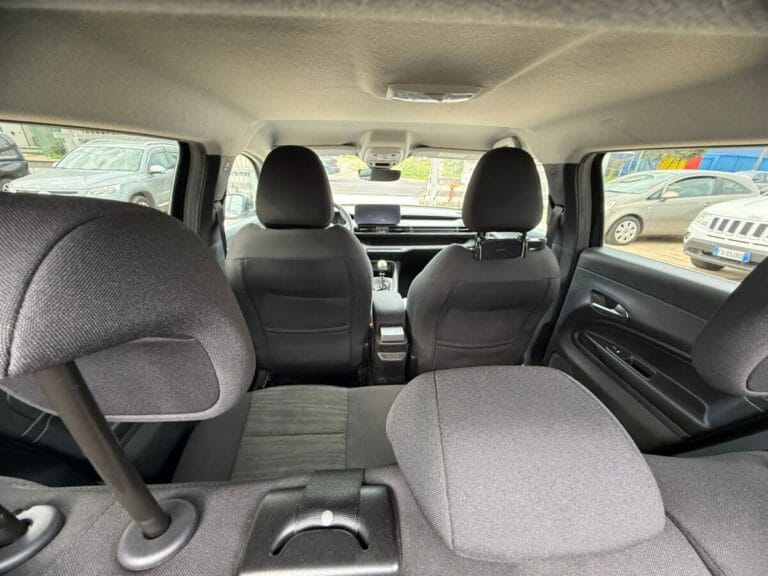 JEEP AVENGER LONGITUDE NERO VENDITA OLBIA (2)