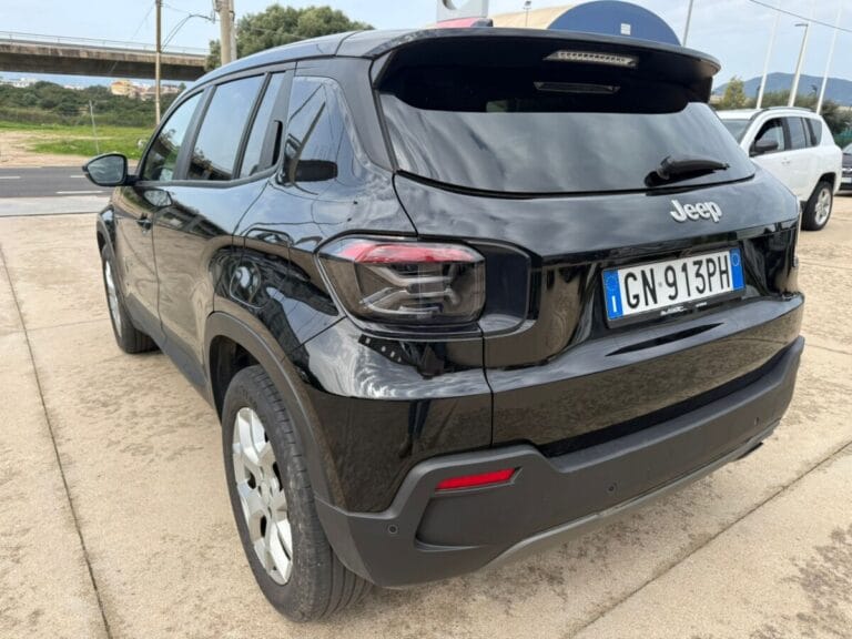 JEEP AVENGER LONGITUDE NERO VENDITA OLBIA (8)