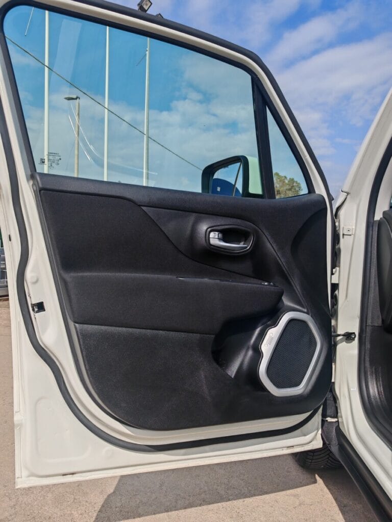 JEEP RENEGADE BIANCO LONGITUDE USATO OLBIA (1) (11)