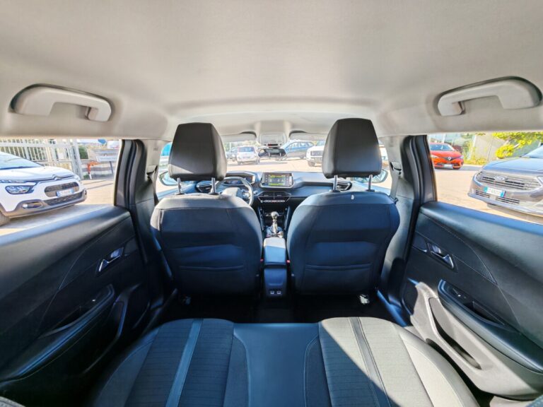 PEUGEOT 2008 GRIGIA GK242PV USATO OLBIA (9)