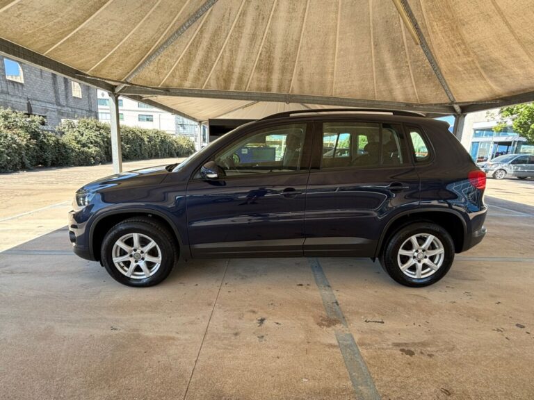 TIGUAN NERO USATO OLBIA (14)