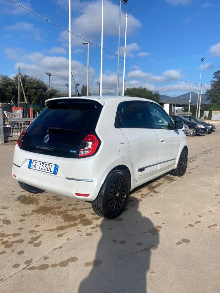 TWINGO 13
