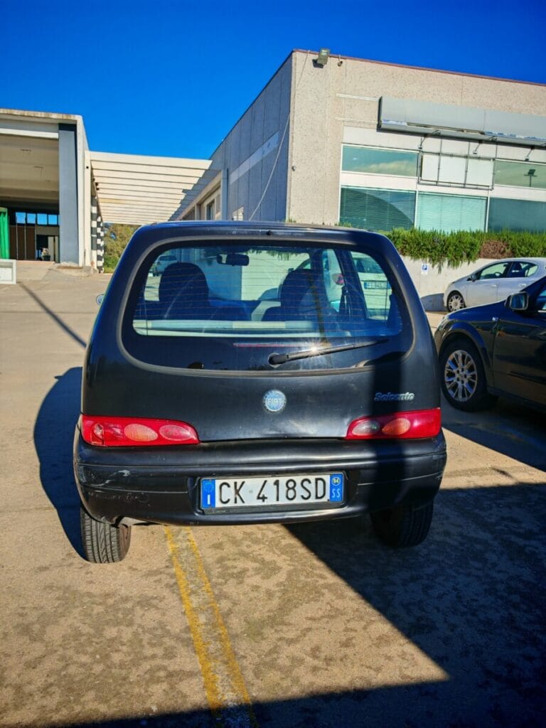 USATO OLBIA FIAT 600 RETRO