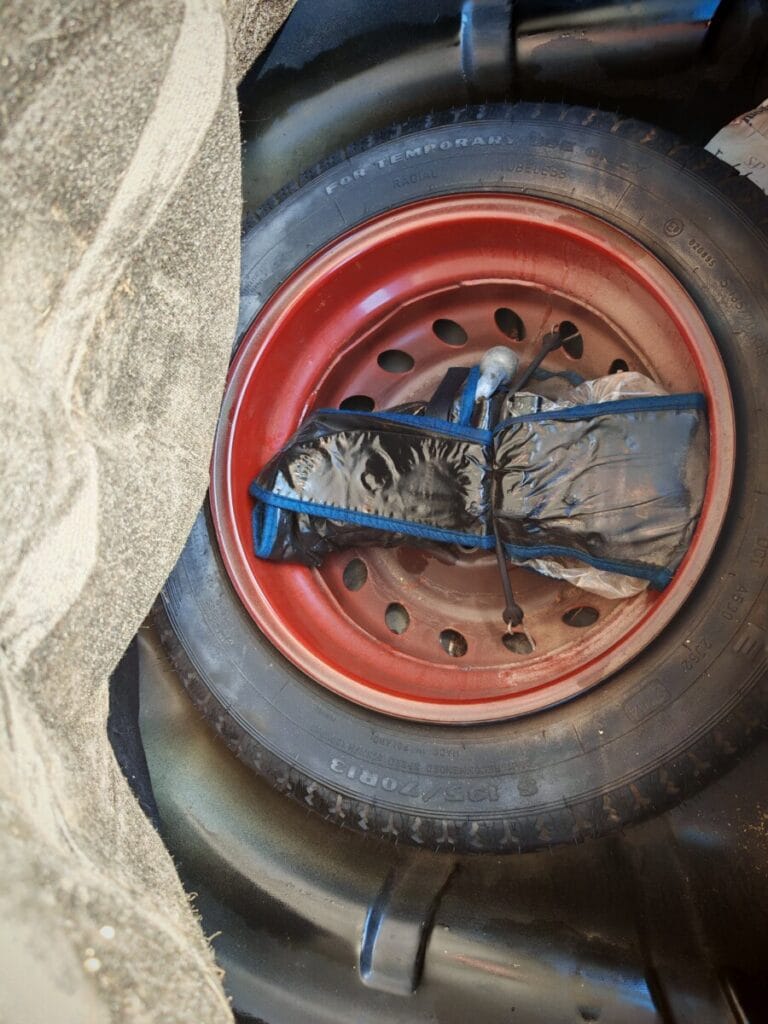 USATO OLBIA FIAT 600 RUOTA SCORTA