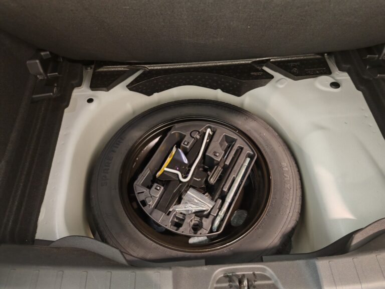 VDRIVE AVENGER BIANCO GN733CA USATO OLBIA (10)