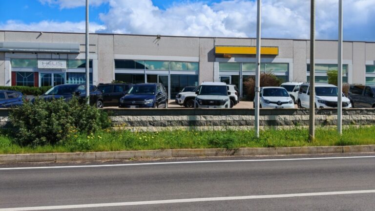 Chi Siamo Olbia SALONE AUTO SECONDA MANO
